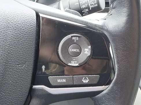 Used 2018 Honda Odyssey EX-L image 21