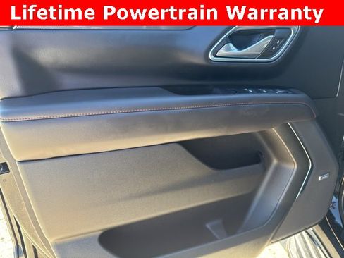 Used 2022 Chevrolet Tahoe RST w/ Sport Performance Package image 28