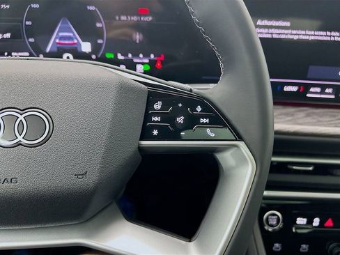 Used 2025 Audi Q5 Premium Plus image 13