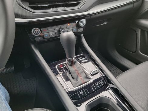 Used 2024 Jeep Compass Trailhawk image 39