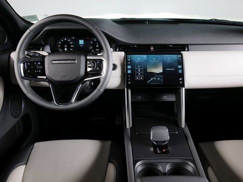 New 2026 Land Rover Discovery Sport Landmark AWD/4WD image 11