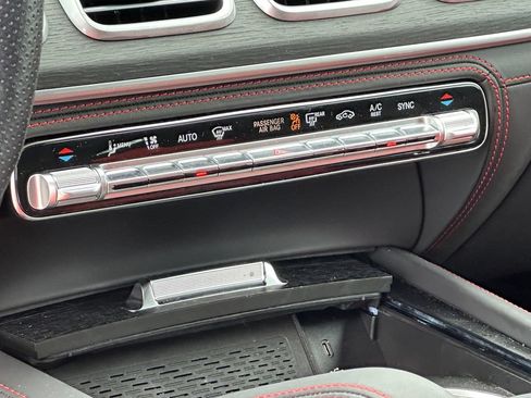 Used 2024 Mercedes-Benz GLE 53 AMG 4MATIC image 17