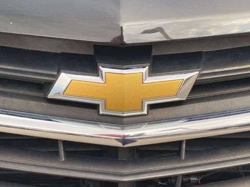 Used 2020 Chevrolet Equinox LT w/ Driver Convenience Package image 29