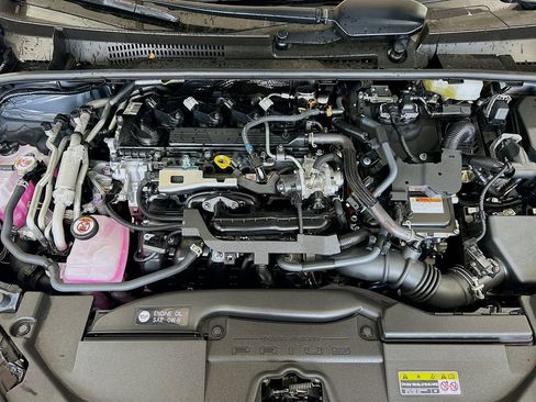 New 2026 Toyota Prius Plug-In Hybrid FWD image 25