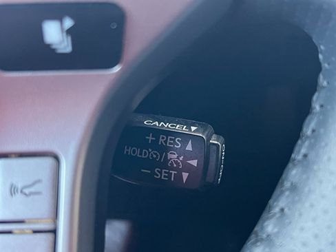 Used 2022 Toyota 4Runner SR5 image 23