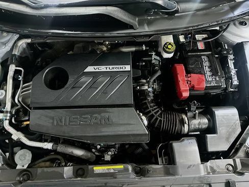 Used 2024 Nissan Rogue SV AWD/4WD image 27