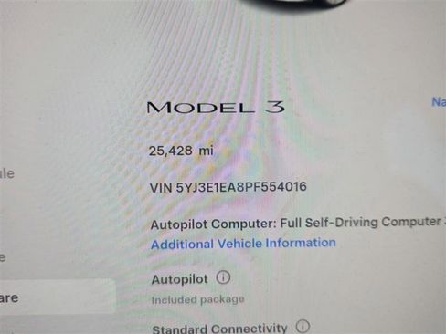 Used 2023 Tesla Model 3 Standard Range image 10