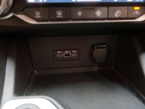 Certified 2023 Nissan Sentra SV w/ All-Weather Package FWD image 19