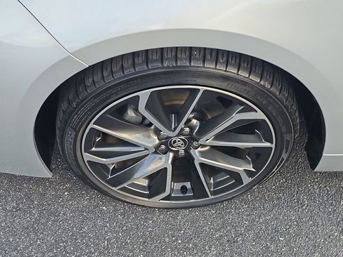 Used 2022 Toyota Corolla SE image 6
