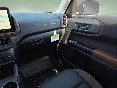 New 2025 Ford Bronco Sport Outer Banks w/ Sasquatch Outer Banks Package AWD/4WD image 12