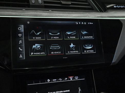 Used 2023 Audi e-tron Prestige w/ Prestige Package image 15