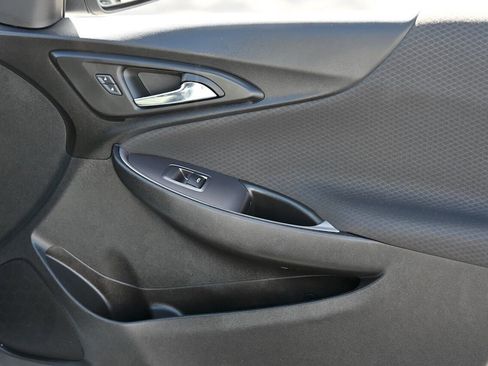 Used 2021 Chevrolet Malibu LS w/ Driver Confidence Package II image 18