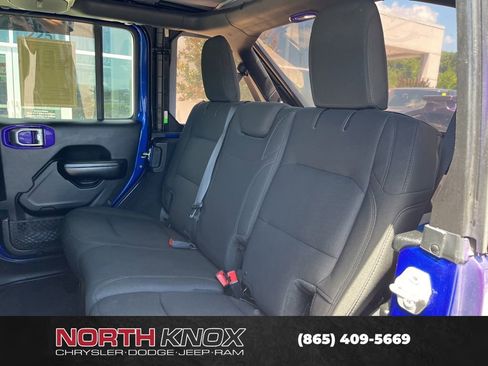Used 2018 Jeep Wrangler Unlimited Sport S AWD/4WD image 13