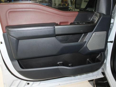 Used 2022 Ford F150 Lariat w/ Equipment Group 502A High AWD/4WD image 15