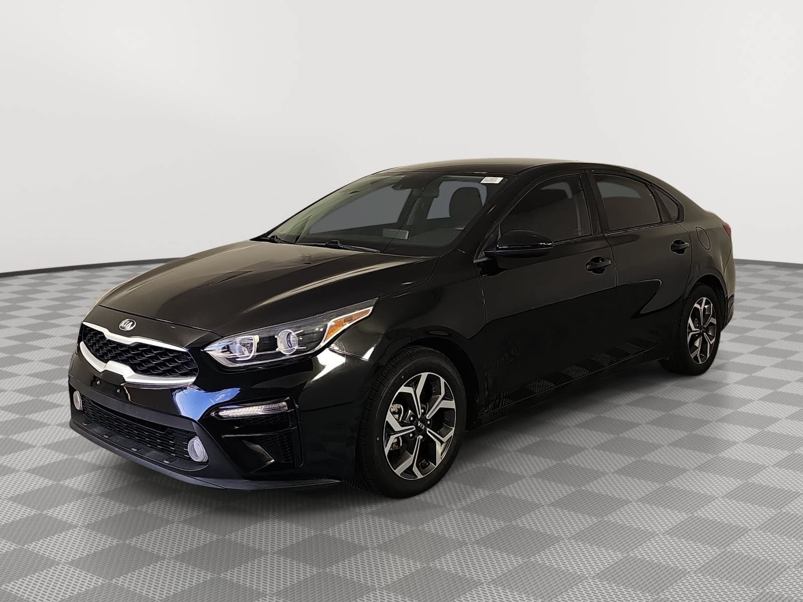 Used 2019 Kia Forte LXS FWD image 4