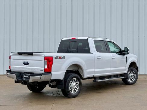 Used 2019 Ford F250 Lariat w/ Lariat Value Package image 5