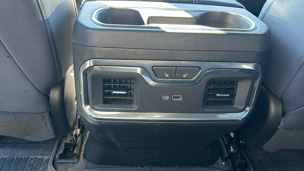 Used 2023 Chevrolet Silverado 1500 High Country w/ Technology Package AWD/4WD image 21