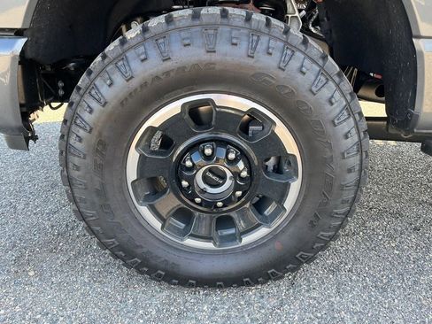 New 2026 Ford F250 Lariat w/ Tremor Off-Road Package image 16