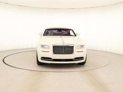 Used 2015 Rolls-Royce Wraith image 11