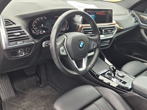 Used 2024 BMW X3 sDrive30i w/ Convenience Package RWD image 2