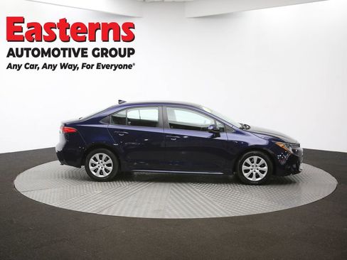 Used 2023 Toyota Corolla LE image 43