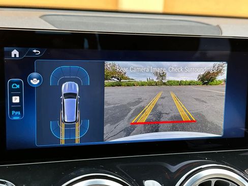 Certified 2025 Mercedes-Benz GLB 250 image 18