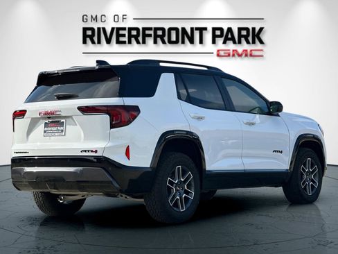 Used 2026 GMC Terrain AT4 w/ Convenience Package III image 3