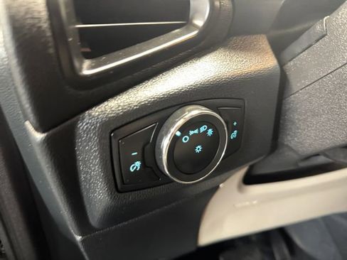 Used 2020 Ford EcoSport S AWD/4WD image 22