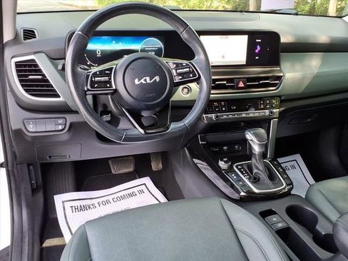 Used 2024 Kia Seltos SX w/ SX Sunroof Package AWD/4WD image 17