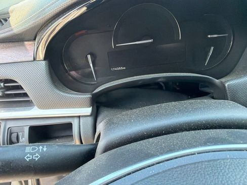 Used 2019 Cadillac XTS Luxury FWD image 6
