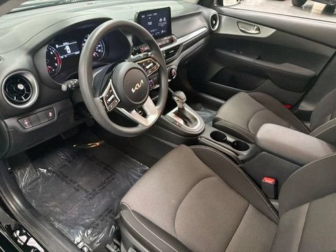 Used 2023 Kia Forte LXS FWD image 15