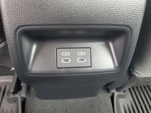 Used 2026 Toyota Corolla LE FWD image 12