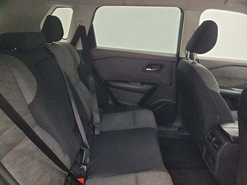 Used 2021 Nissan Rogue SV AWD/4WD image 19