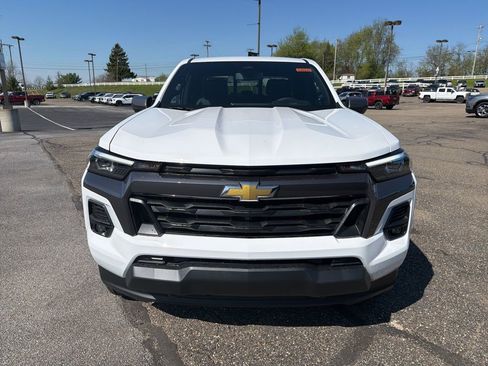 New 2026 Chevrolet Colorado LT w/ LT Convenience Package AWD/4WD image 2