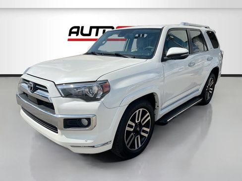 Used 2020 Toyota 4Runner Limited RWD image 3