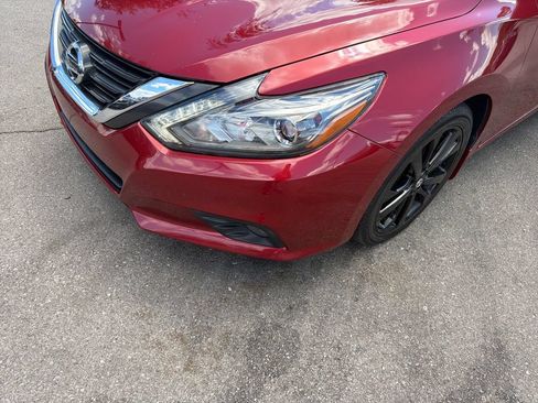 Used 2017 Nissan Altima 2.5 SR w/ Midnight Edition Package FWD image 44