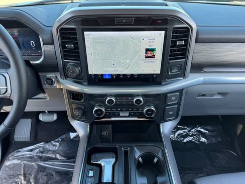 Used 2025 Ford F150 Lariat w/ Equipment Group 501A Mid AWD/4WD image 15