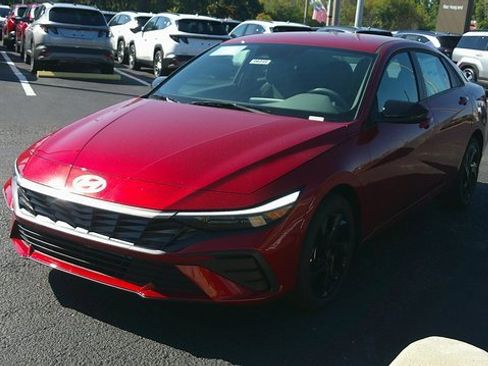 New 2026 Hyundai Elantra Sport image 2