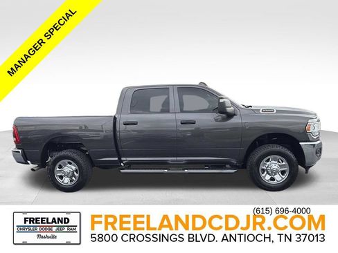 Used 2024 RAM 2500 Tradesman w/ Chrome Appearance Group AWD/4WD image 2