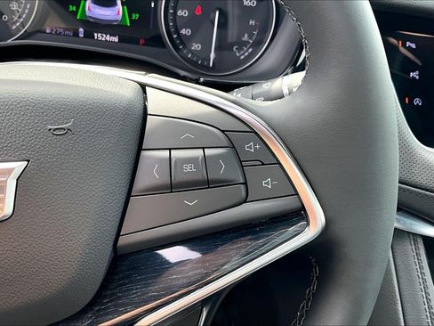 Certified 2025 Cadillac XT5 Premium Luxury w/ Technology Package AWD/4WD image 20