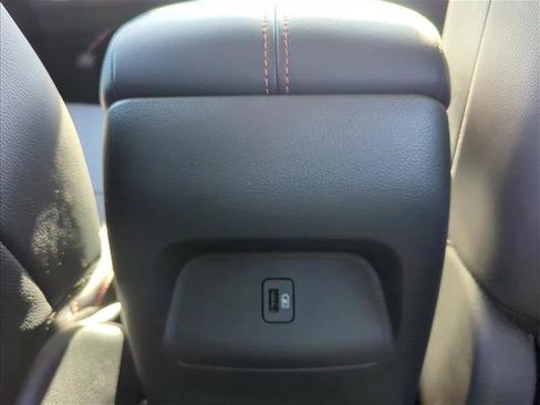 New 2025 Nissan Sentra SR w/ SR Premium Package FWD image 16