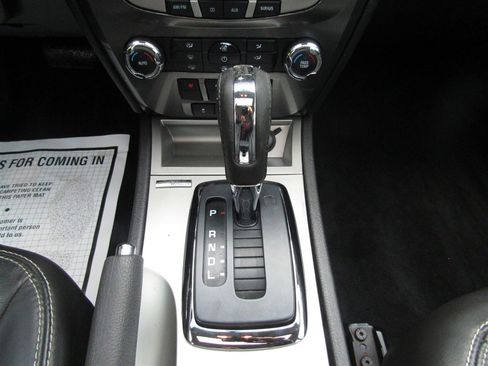 Used 2010 Ford Fusion SEL image 28