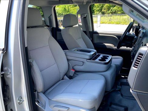 Used 2019 Chevrolet Silverado 2500 W/T AWD/4WD image 7