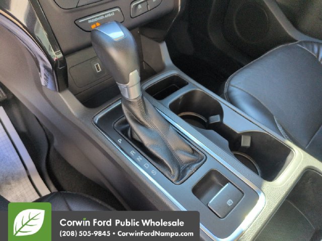 Used 2017 Ford Escape Titanium AWD/4WD image 18