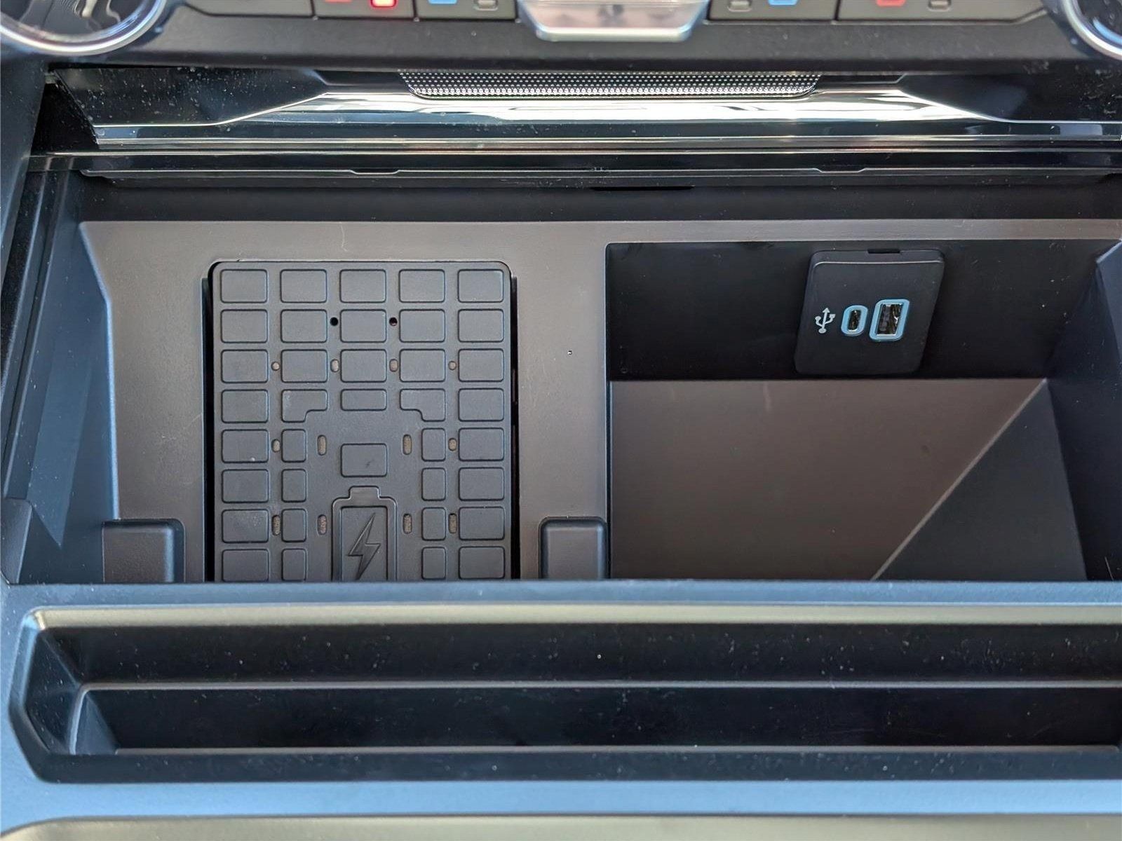 Used 2026 Ford F450 Lariat AWD/4WD image 29