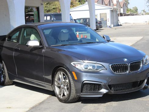 Used 2015 BMW M235i Coupe RWD image 3
