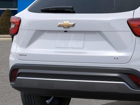 New 2026 Chevrolet Trax LT FWD image 14