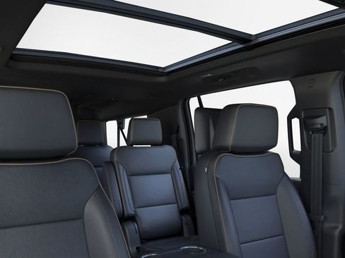 New 2026 Chevrolet Suburban Premier AWD/4WD image 24