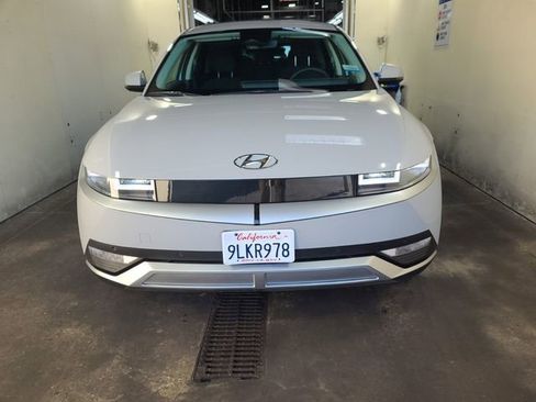 Used 2024 Hyundai Ioniq 5 SEL image 6