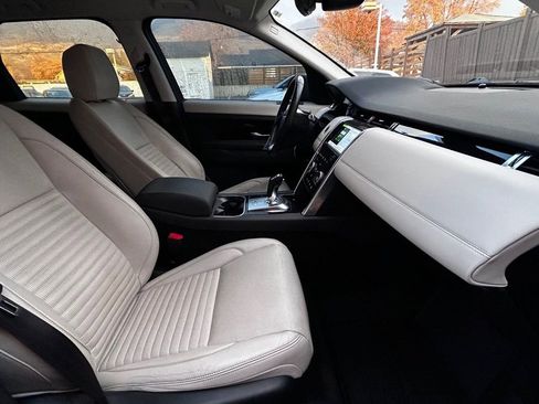 Used 2020 Land Rover Discovery Sport S image 13